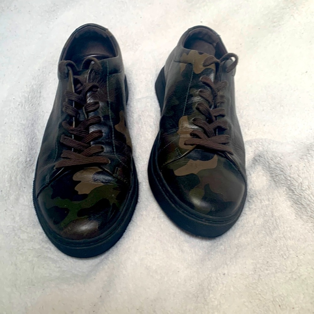 Allen Edmonds Camo Sneakers Size 8.5